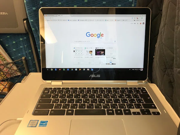 Chrome flip C302Aを出張で活用。バッテリーの保ちは素晴らしい。起動の速さもさすが。ipadとのデザリングも問題ないけど、ひとつ ...