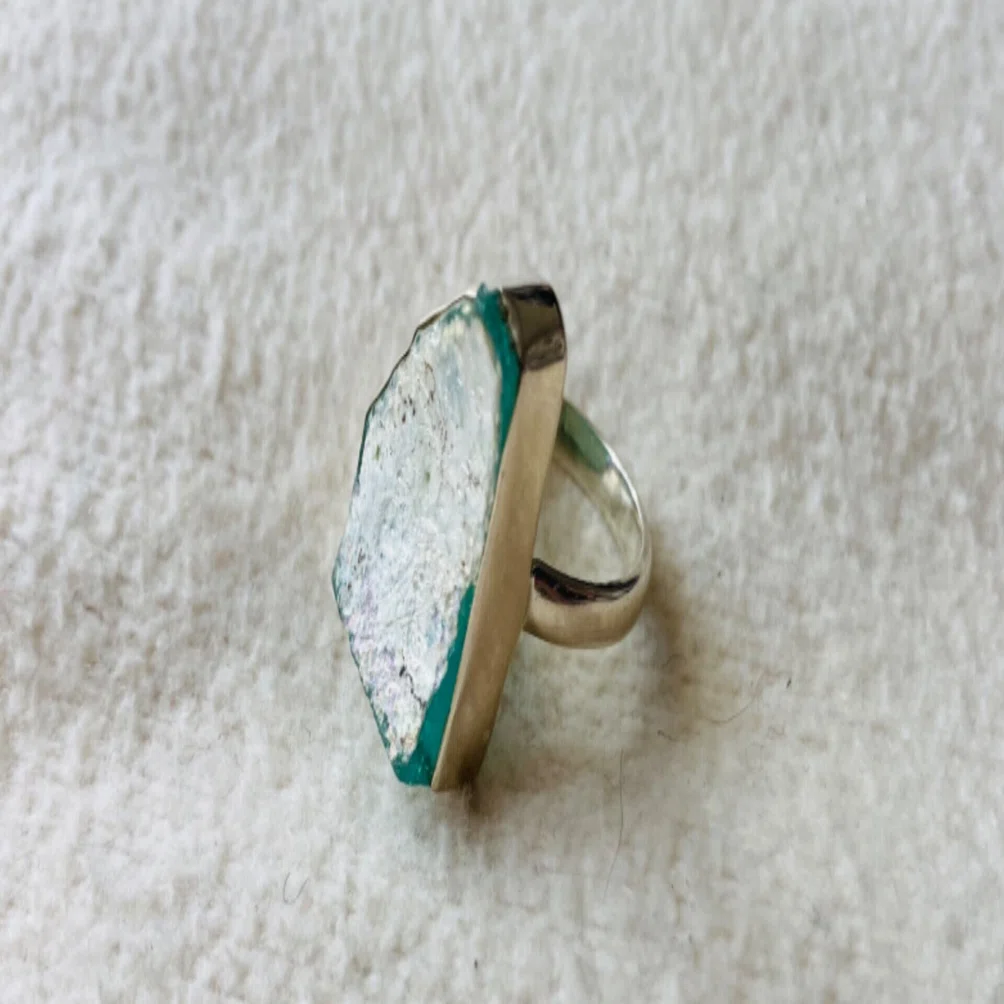 Love Beautiful Things!!美しいものが好き！ローマングラスのリング