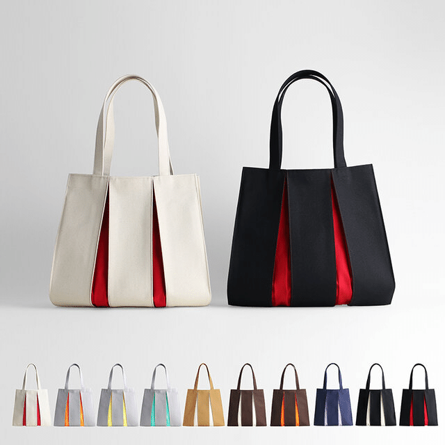 日本古来の「重ねの文化」を受け継ぐ。動くたび彩りがちらりとのぞく