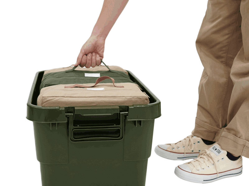 4人分の着替えがスッキリ！DOD「キガエルヤーツ」が家族キャンプをノン