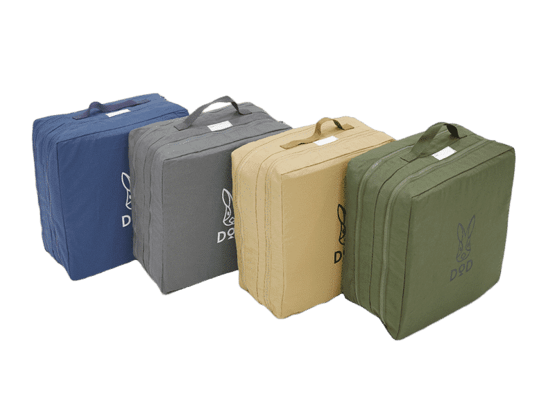 4人分の着替えがスッキリ！DOD「キガエルヤーツ」が家族キャンプをノン