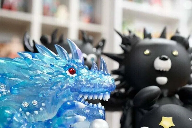 INSTINCTOY was born from the combination of instinct and toy! A