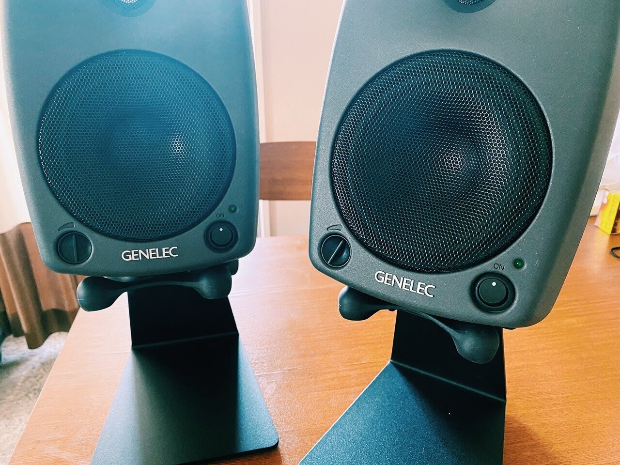 GENELEC 8020Cペア スタンド・ケーブルおまけ付き-