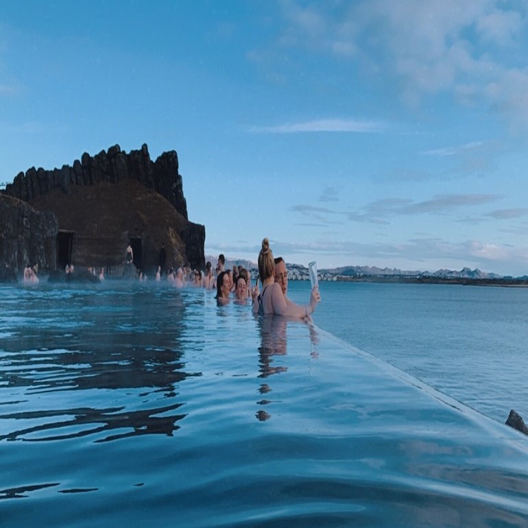 アイスランドの新しい温泉施設 スカイラグーン Lundi Iceland Note