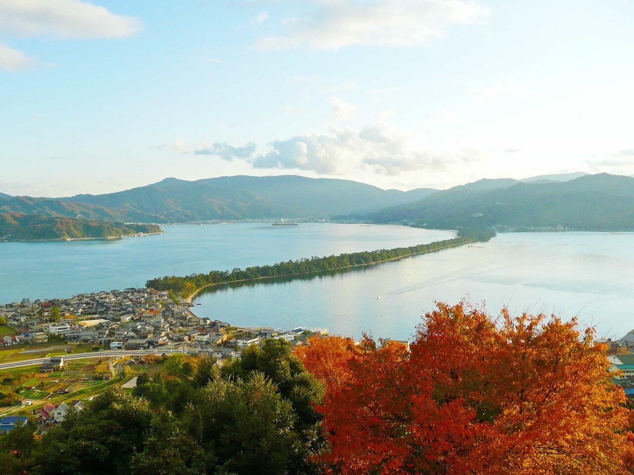 天橋立を両端から贅沢に楽しむ！傘松公園＆天橋立ビューランド｜宮津市広報