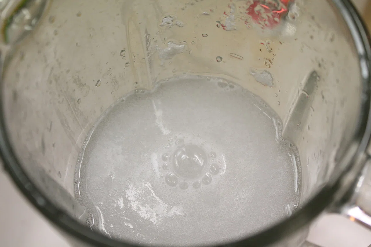 Liquid Ravioli (Frozen Reverse Spherification Method)｜樋口直哉 ...