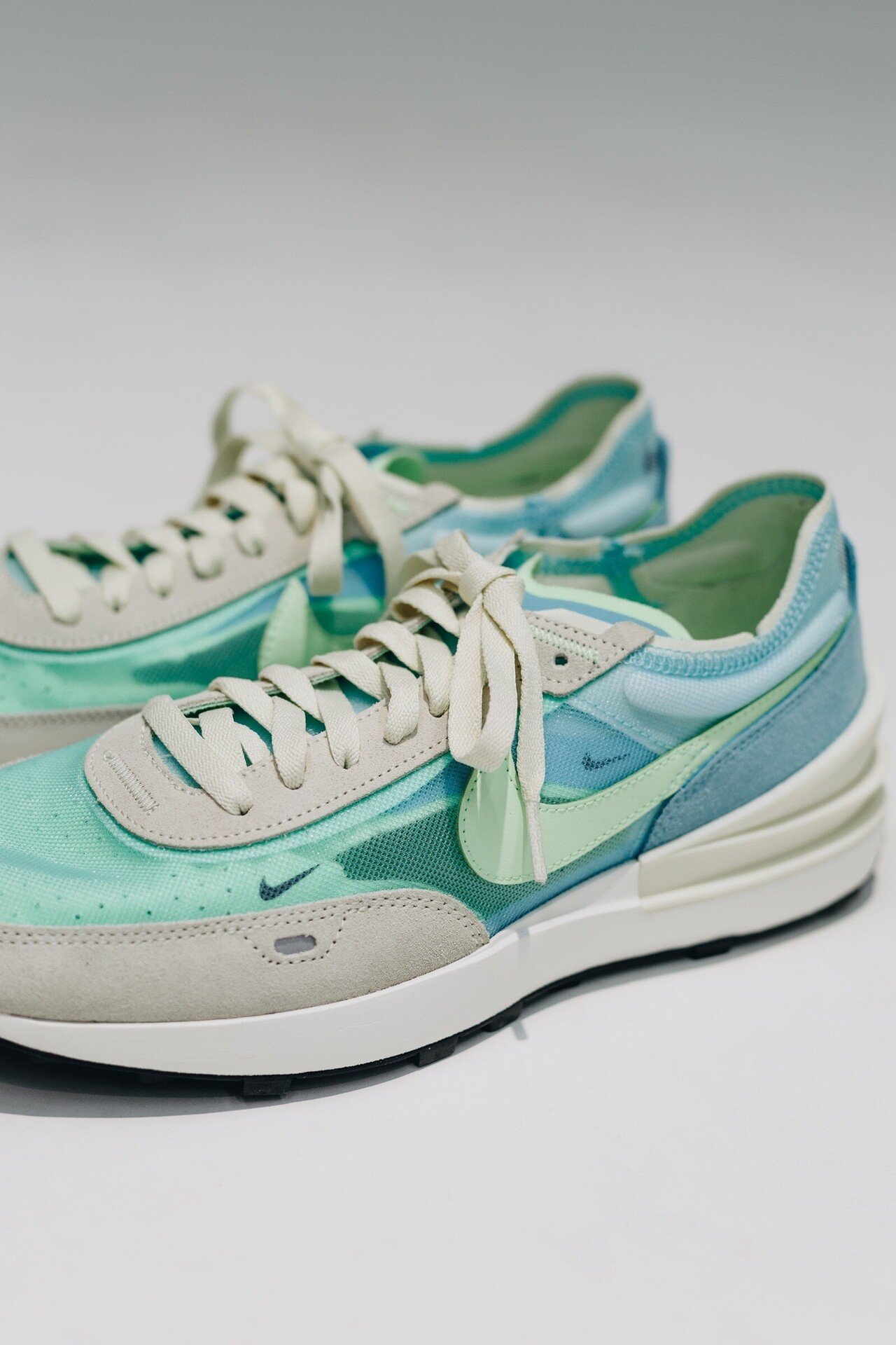 SNEAKERS TEXT] コートからランニングへの一石を投じるか 〈NIKE