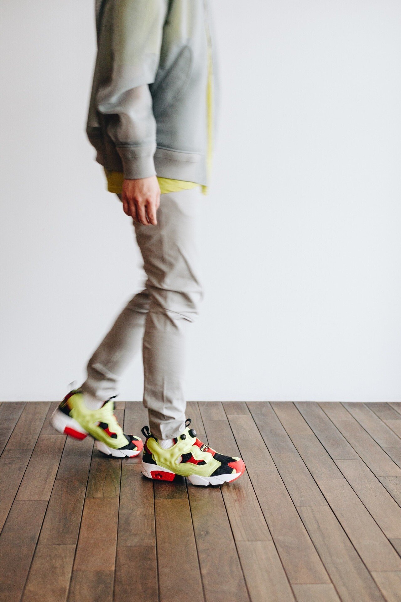 SNEAKERS TEXT] ゴージャスなのに、なぜかしっくりくる 〈INSTAPUMP