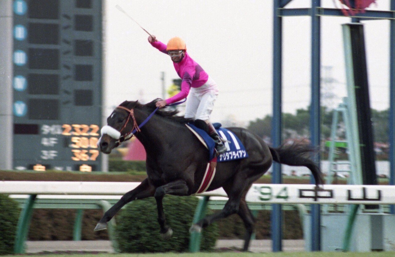 暴力的に無双 ゲーム ウマ娘 に登場で話題のナリタブライアンを東スポで振り返る 東スポnote 暴力的に無双 ゲーム ウマ娘 に登場で話題のナリタブライアンを東スポで振り返る 東スポnote