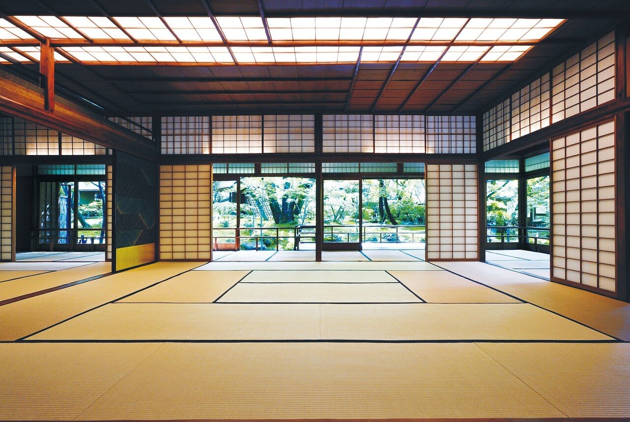 建築家・堀口捨己による、建築と照明が一体となった美しくも大胆