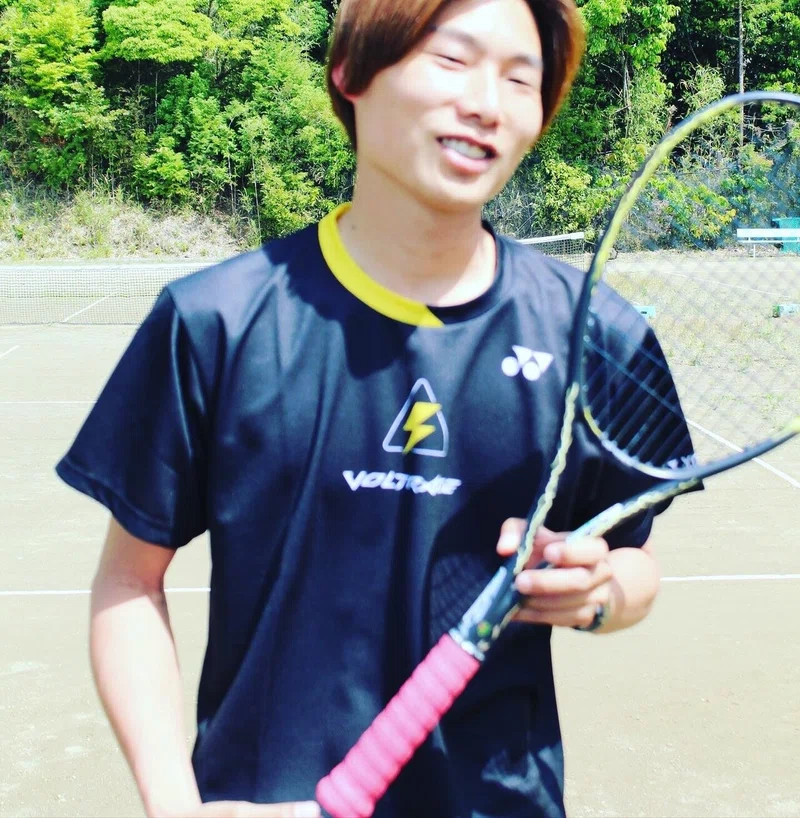 ソフトテニス Yonexの新作ラケットは実際どうなの ボルトレイジ使用感を元日本代表がレビュー 井口雄介 ソフテニスクール Note