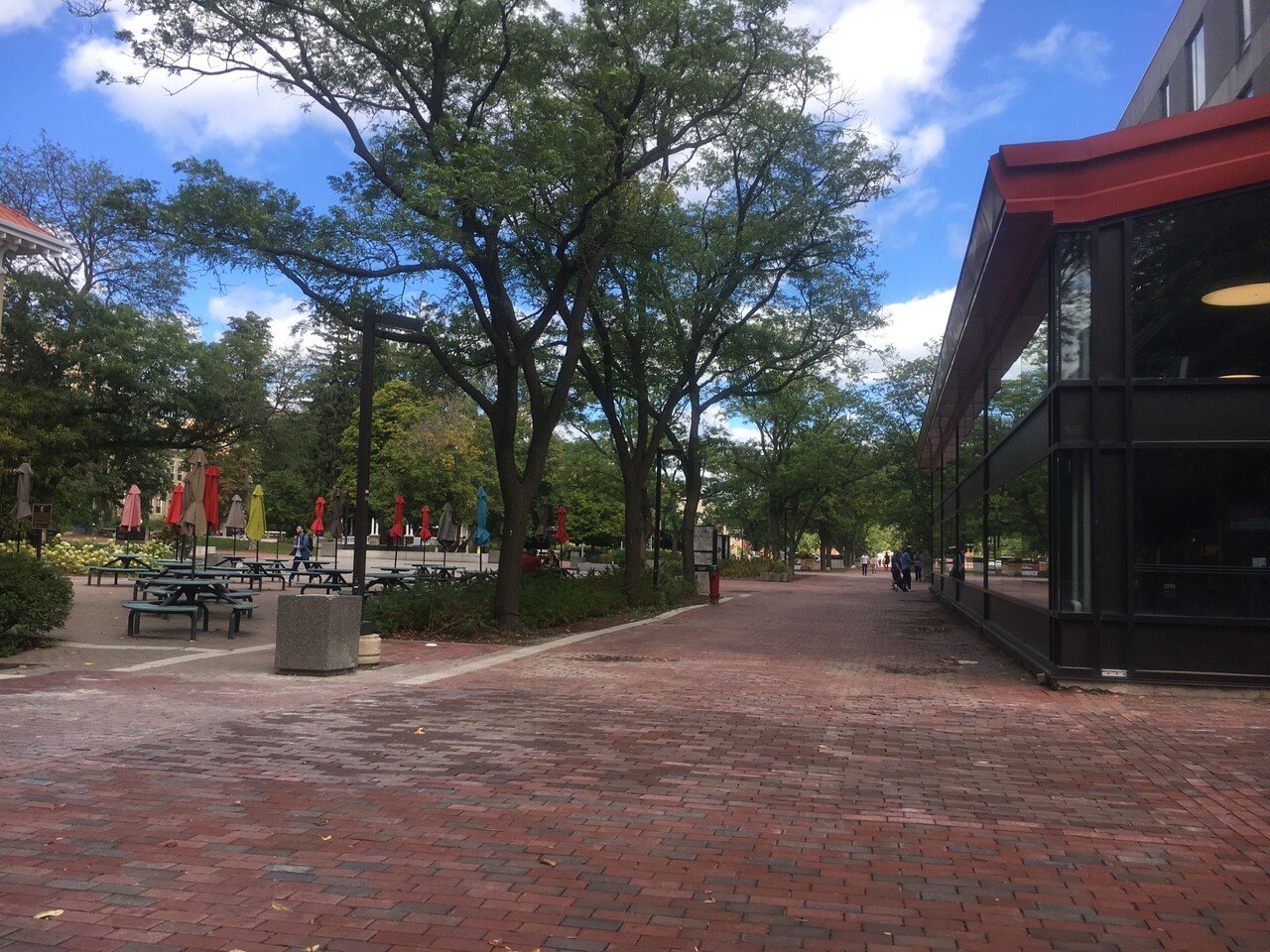 キヨさんのネコトモ実況をbgmに仕事をしていたら いい感じ に捗った ありがとうキヨさん 今日は晩御飯を食べた後 時以降にコンビニに買い物に行った 外出しなさ過ぎて外出したくなったのだ 夜は静かで怖い Kk Note