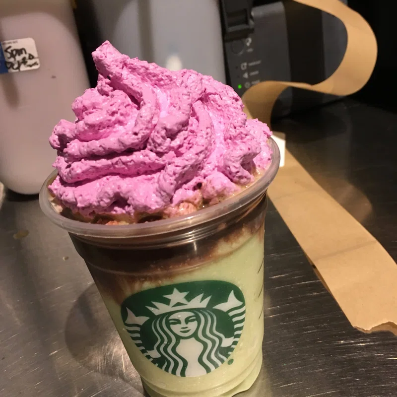 カナダ生活 スタバでバリスタ Erisshr Note