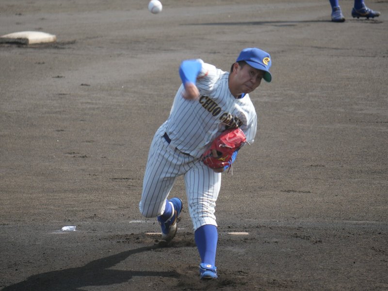 中央学院大のエース 古田島成龍にスカウト陣が熱視線 100キロ台のカーブで打者を翻弄 プロアマ野球研究所 Pabb Lab Note