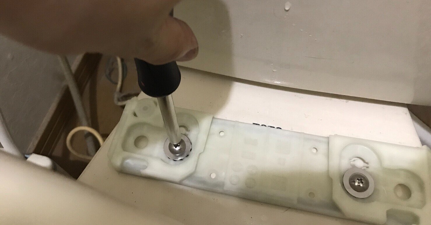 トイレ便座のぐらつき修理 Nakada Shugo Note トイレ便座のぐらつき修理 Nakada Shugo Note