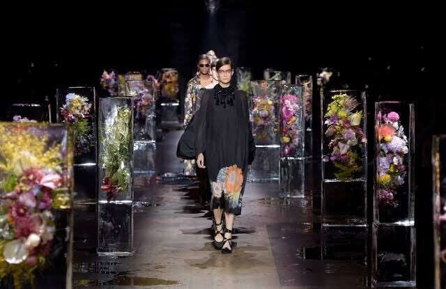 ドリス ヴァン ノッテン 美の背景を巡る旅 Saturdays Youth Note