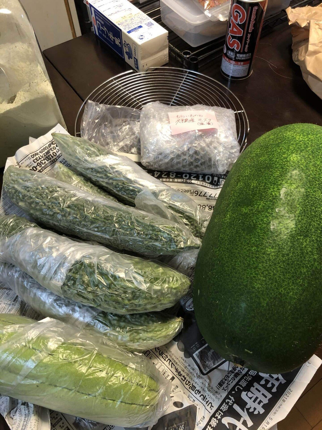 沖縄のお野菜登場 サラダ糸瓜は初めての経験 頼りなくてオクラのような粘っこさ レモン風味の漬物の素で浅漬けしたら カブのような感触で 辛味大根のような辛さがあった 今日はサラダで食べてみよう その Nekomimi Note 沖縄のお野菜登場 サラダ糸瓜は初めての経験 頼りなくてオクラのような粘っこさ レモン風味の漬物の素で浅漬けしたら カブのような感触で 辛味大根のような辛さがあった 今日はサラダで食べてみよう その Nekomimi Note