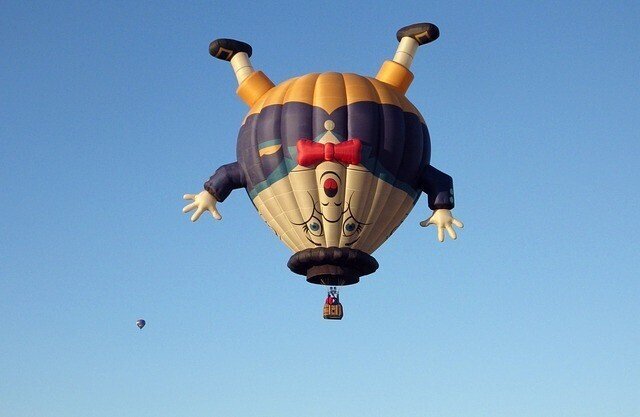 Humpty Dumpty Sat On A Wall 鏡の国のアリスに出てくる ハンプティー ダンプティーって言語学者 やまもとのりあき Note Humpty Dumpty Sat On A Wall 鏡の国のアリスに出てくる ハンプティー ダンプティーって言語学者 やまもとのりあき Note