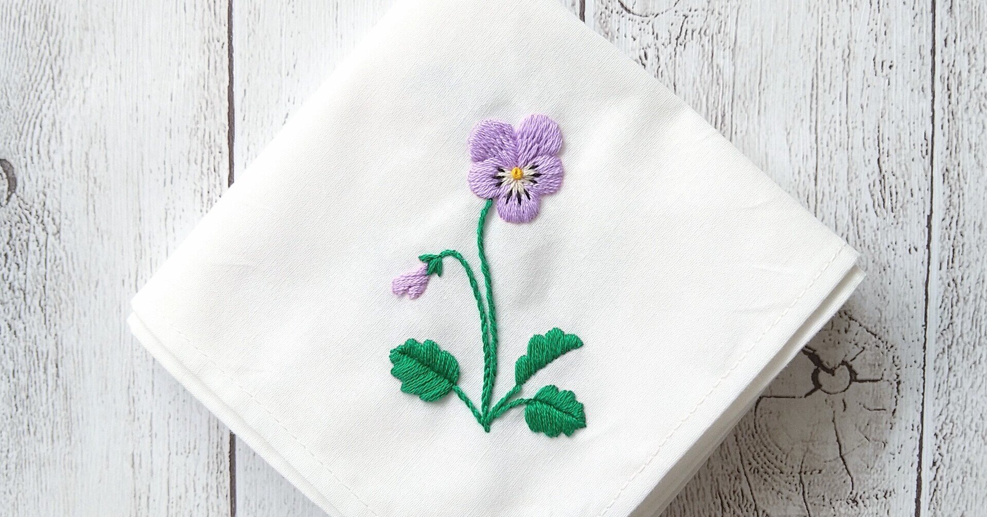 至高手刺繍ハンカチ　絵本シリーズ　ピノキオ　シャーベットグリーン Classics the Small Luxury】20th記念 HIKKOMI ひっこみシリーズ