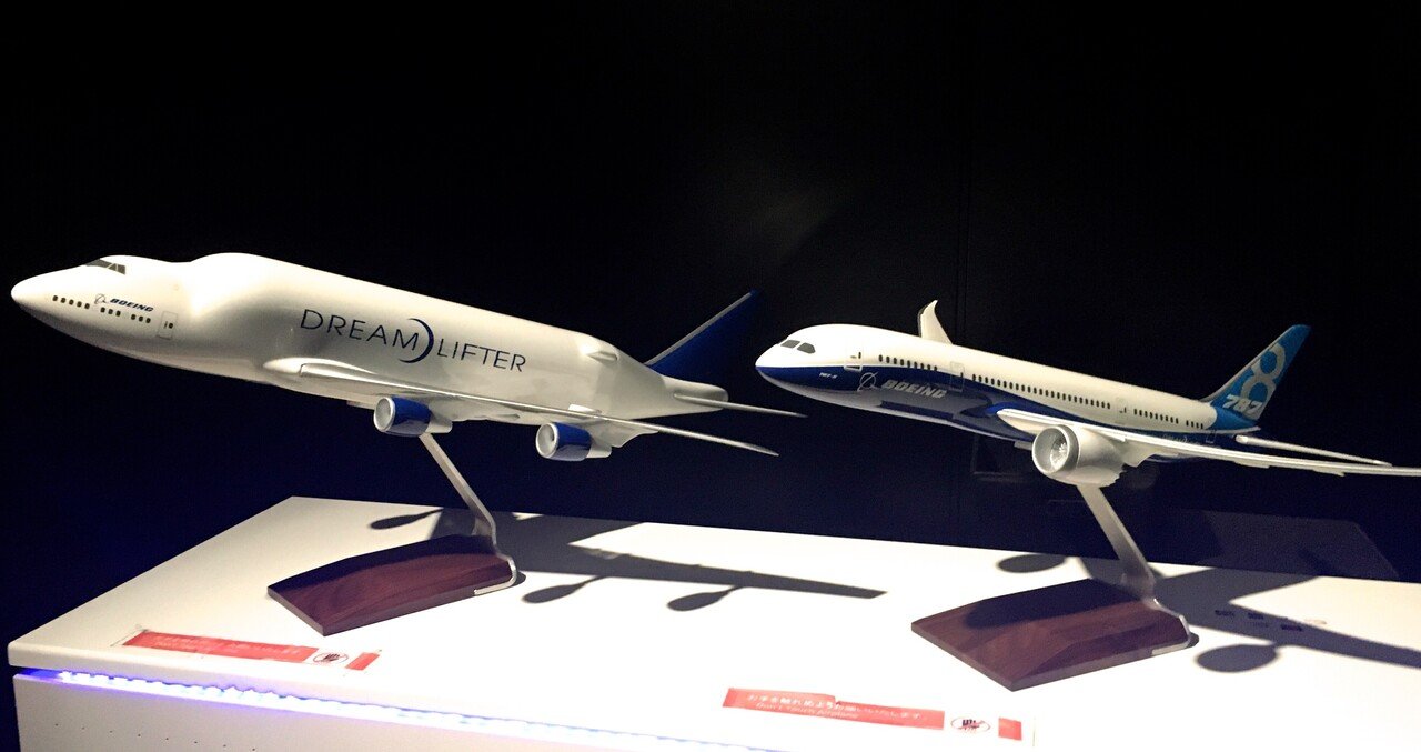 イカレた飛行機】激レアな「ドリームリフター」の撮影方法！絶対