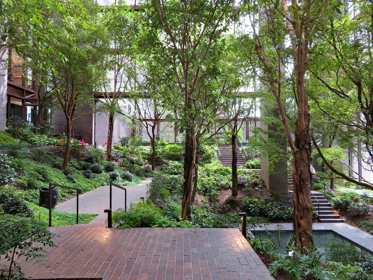 建築】アトリウムに緑があふれるフォード財団ビル（ケヴィン・ローチ