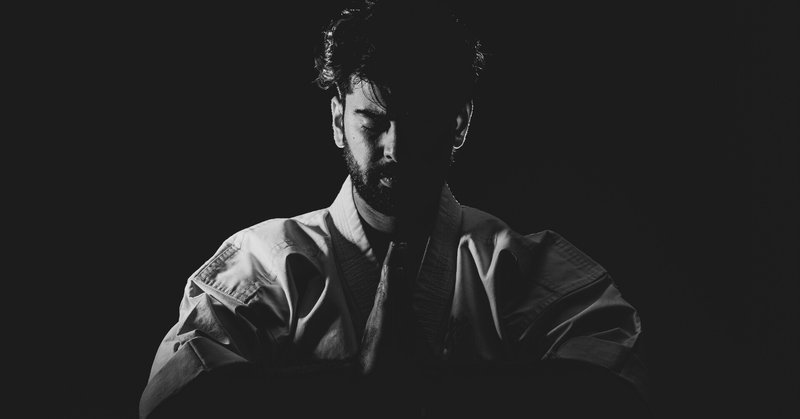 146 人の痛みが分かる本当のチャンピオンになれ 1日1話 読めば心が熱くなる365人の仕事の教科書 tadaaki madenokoji thinking designer note