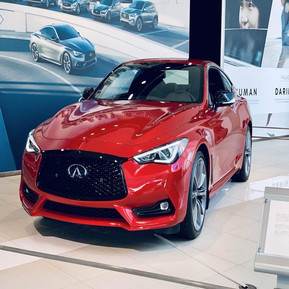Infiniti Q60 日本に来なかったスカイライン・クーペ｜水と月