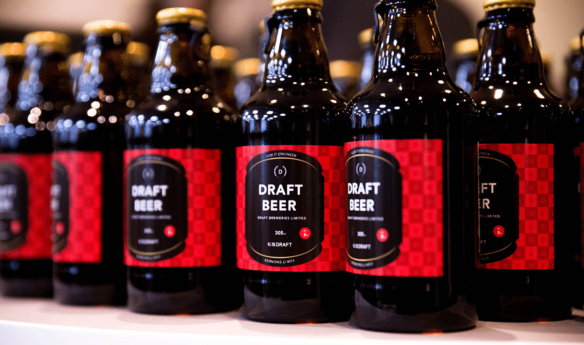 転職ドラフトの友達紹介で選べるプレゼント:転職ドラフトオリジナル ドラフトビール 6本入り
