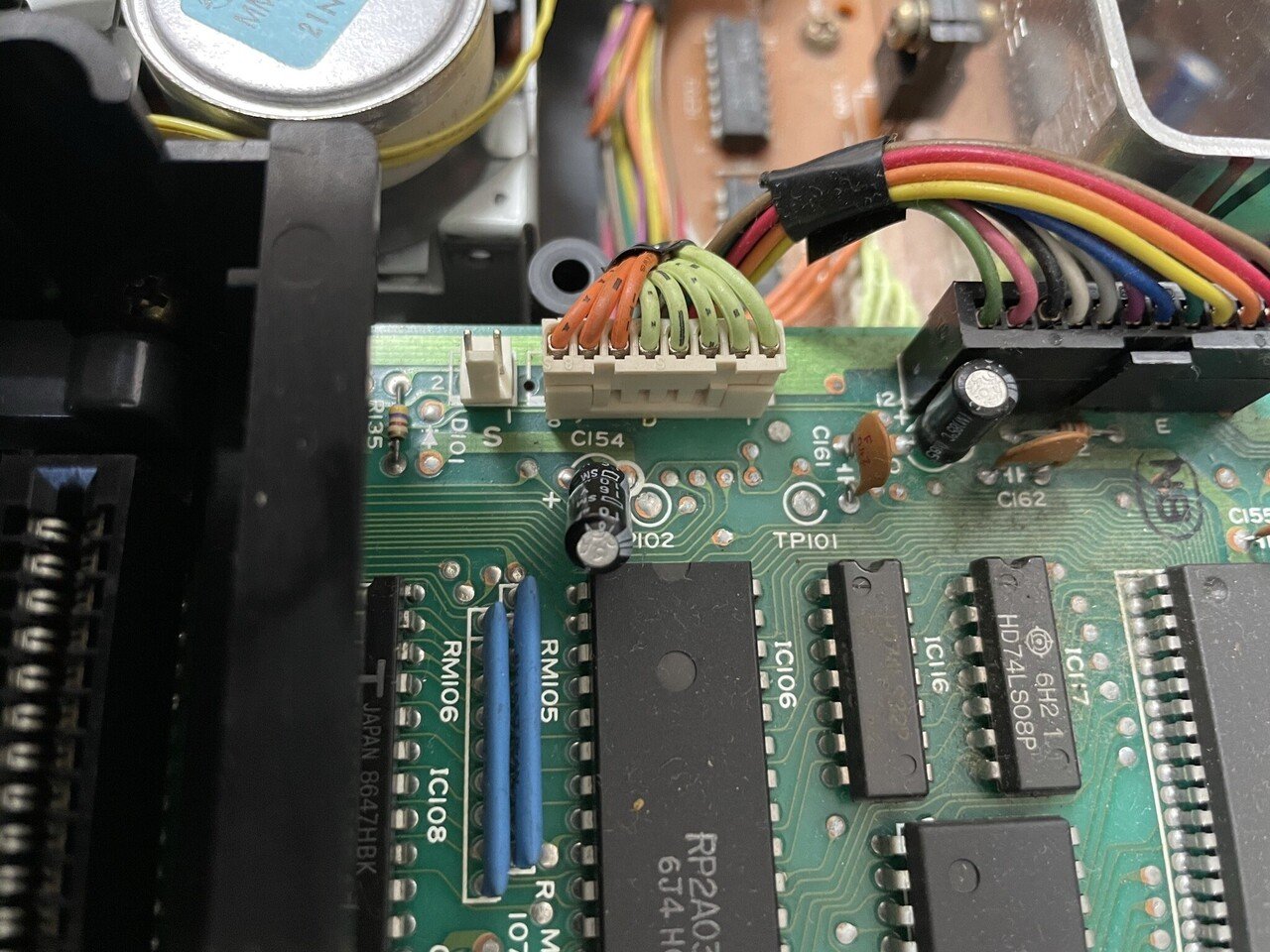 ディスクシステムのベルト交換(ツインファミコン編)｜窓際SE
