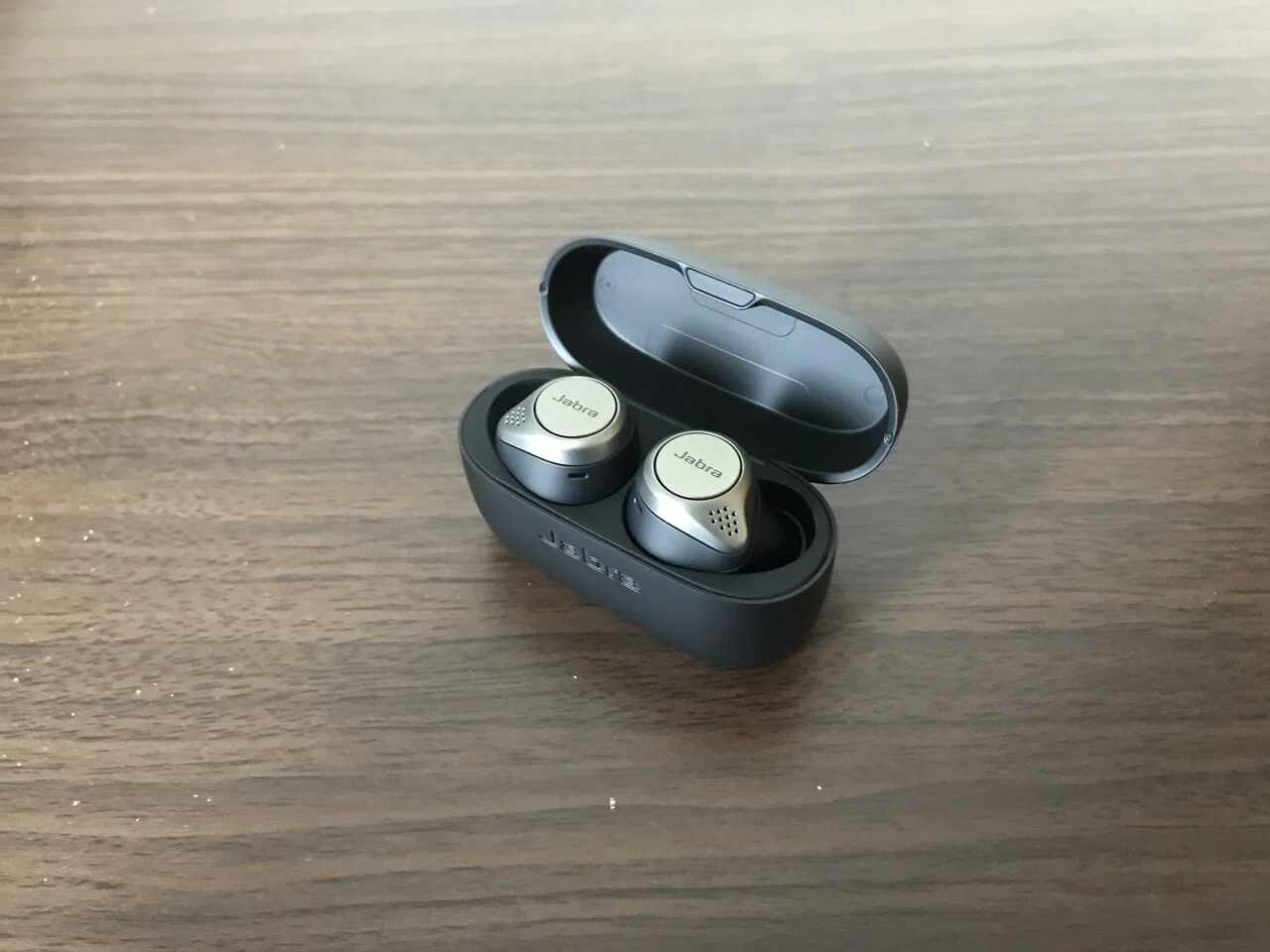 コスパ最強ノイキャン搭載ワイヤレスイヤホンJabra Elite 75t 開封 
