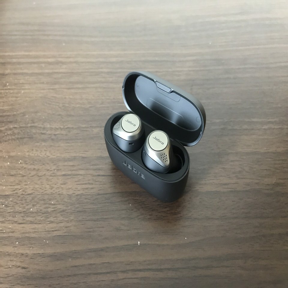 コスパ最強ノイキャン搭載ワイヤレスイヤホンJabra Elite 75t 開封