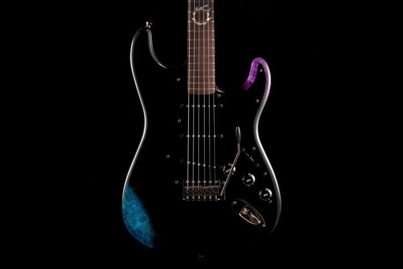 ファイナルファンタジーXIV x フェンダー 数量限定コラボレーション