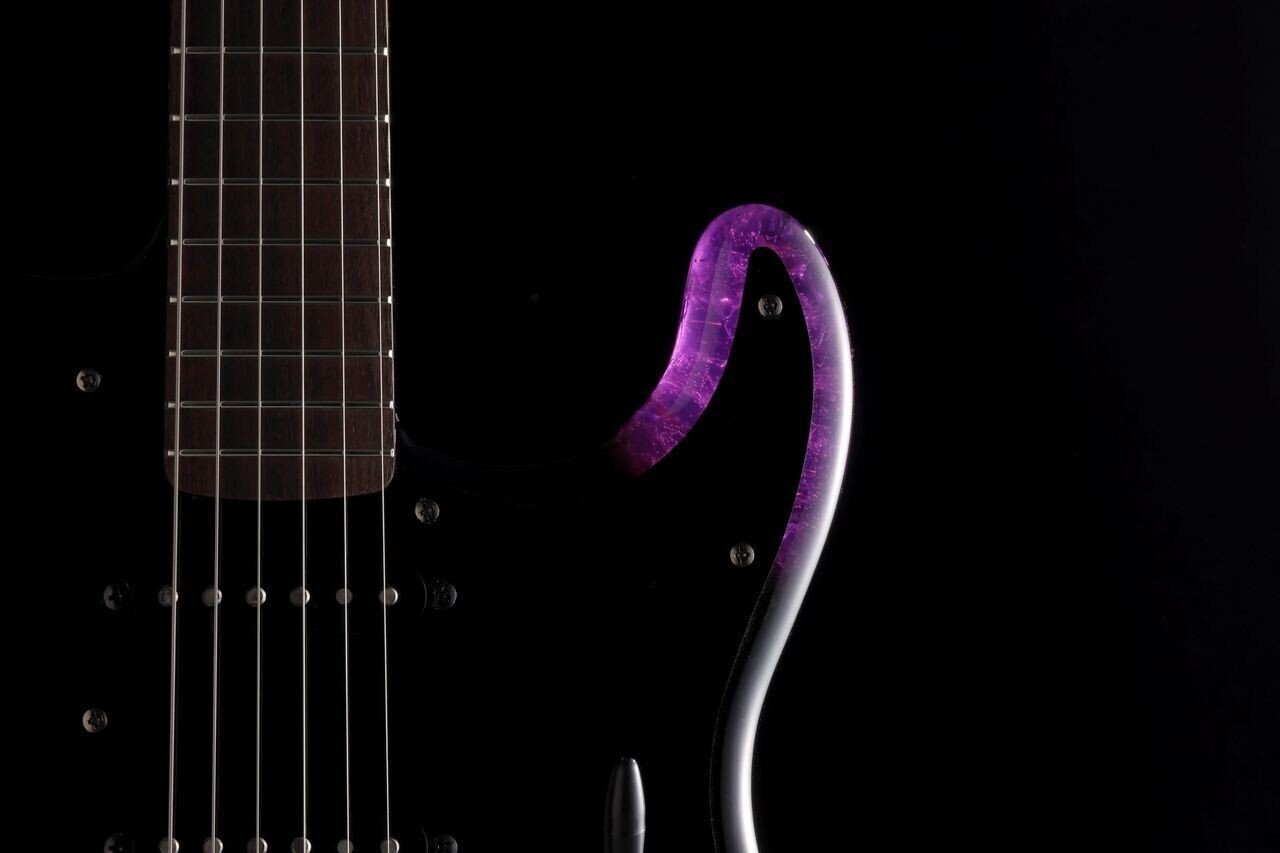 【限定モデル】FINAL FANTASY XIV STRATOCASTER エレキギター】Fender FINAL FANTASY XIV STRATOCASTER