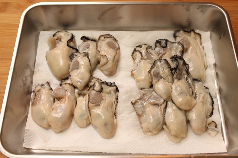 牡蠣の洗い方比較 片栗粉と大根おろし 樋口直哉 Travelingfoodlab Note