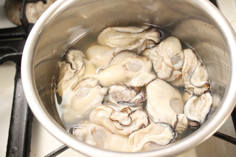 牡蠣の洗い方比較 片栗粉と大根おろし 樋口直哉 Travelingfoodlab Note