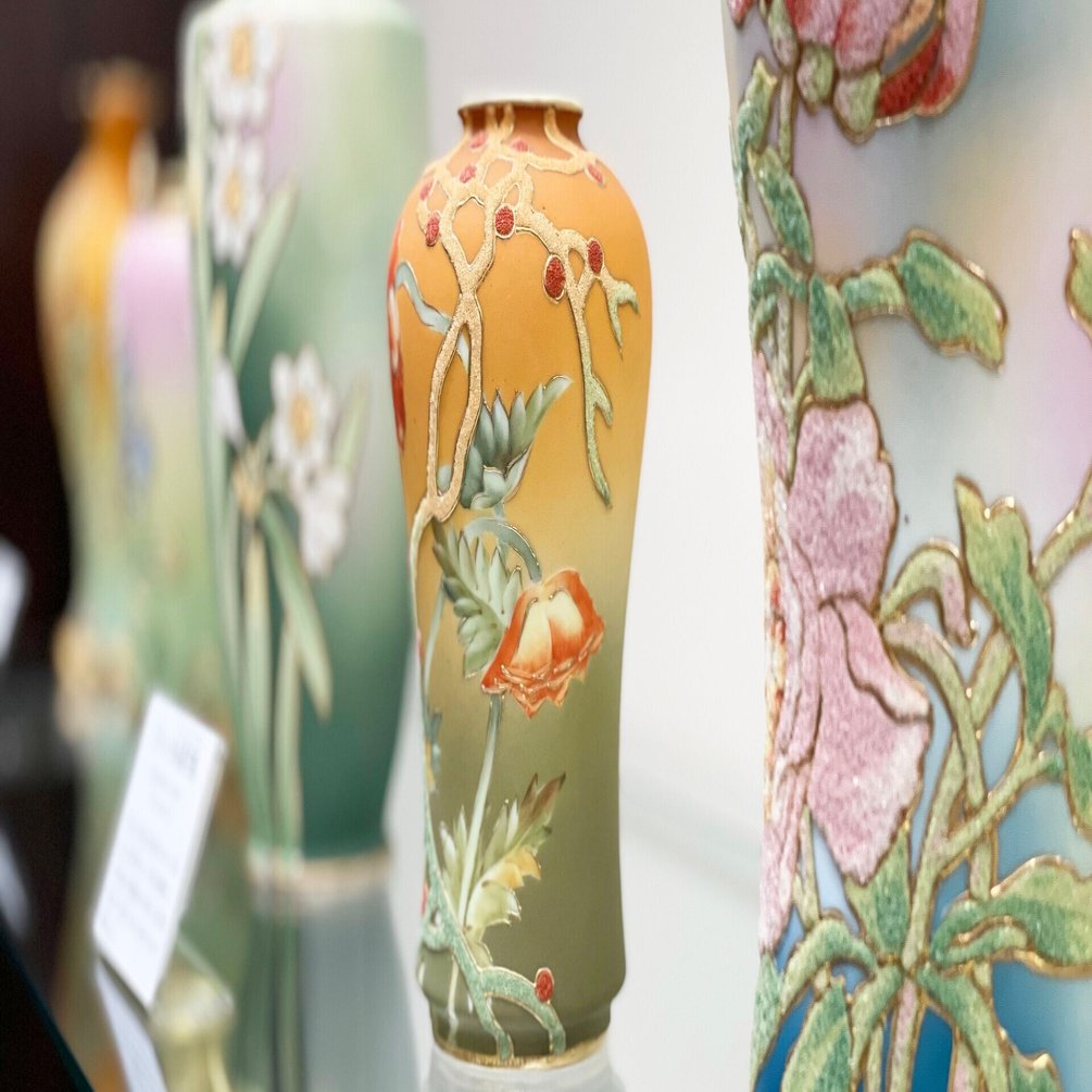 幻の陶磁器」とよばれたコラレン｜横山美術館