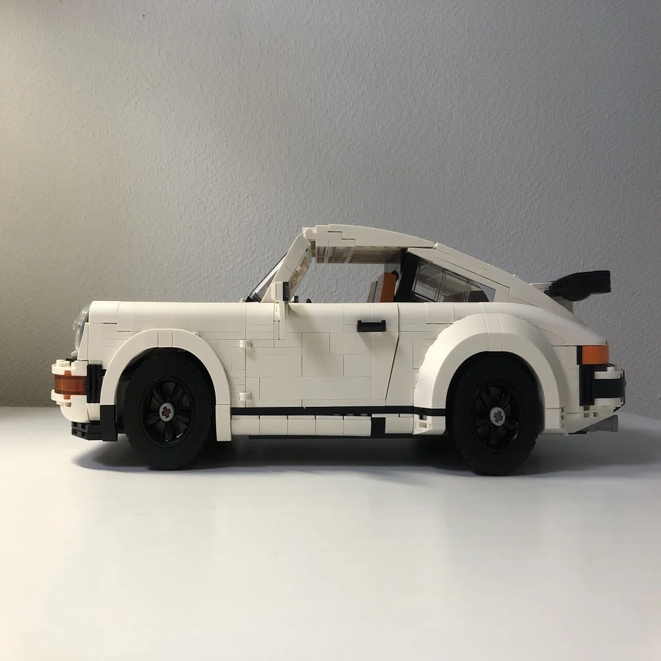 LEGO 911 turboを組み立てる｜ささき(元『空冷ポルシェ日記』)