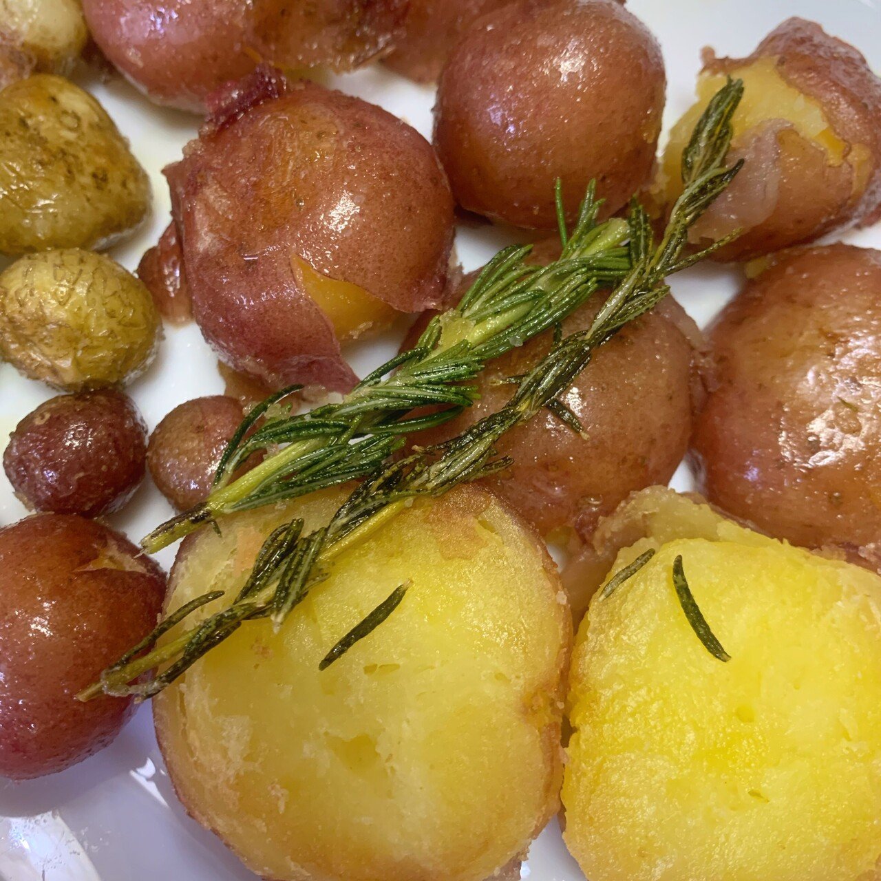 赤いじゃがいも アンデスレッドの新じゃがハーブ焼き 振り返り記事も Soundsurfer サウ Note 赤いじゃがいも アンデスレッドの新じゃがハーブ焼き 振り返り記事も Soundsurfer サウ Note