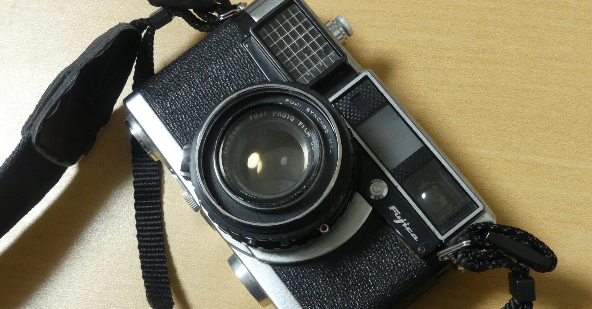 レンジファインダーで接写をする方法｜こびとたびにでる 【MAMIYA