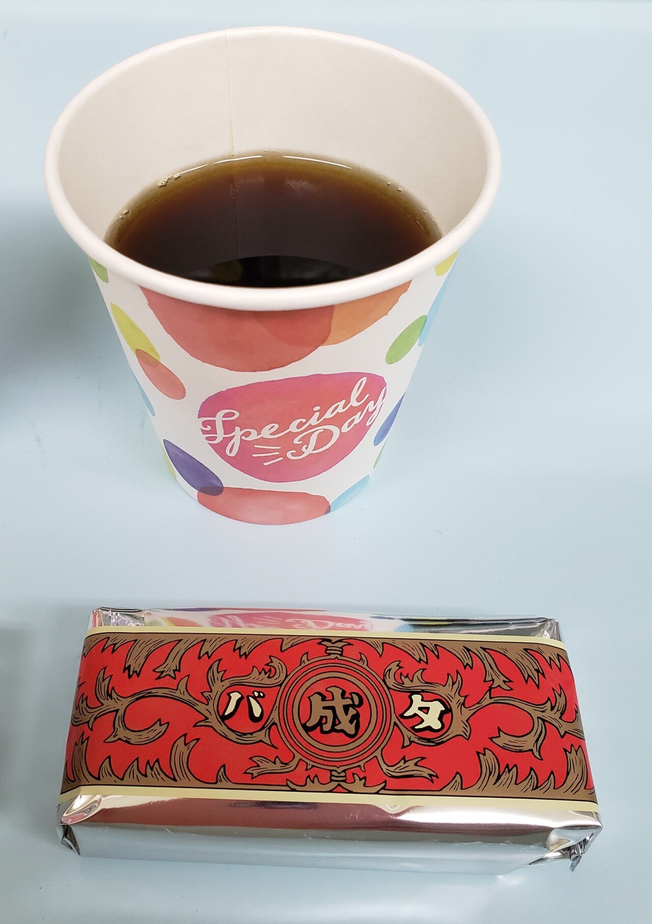 今夜のおやつ 六花亭のマルセイバターサンドとダージリンティー 久しぶりに食べたらめちゃくちゃ美味しかった 子供の頃は苦手だったレーズンも いつの間にか美味しく食べれてる 艸 味覚って変わ ひばりん Note 今夜のおやつ 六花亭のマルセイバターサンドとダージリンティー 久しぶりに食べたらめちゃくちゃ美味しかった 子供の頃は苦手だったレーズンも いつの間にか美味しく食べれてる 艸 味覚って変わ ひばりん Note