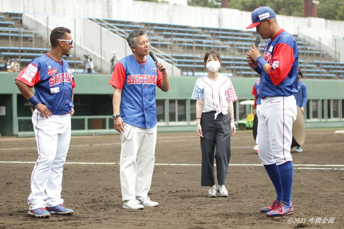 清原和博氏 投げ込みサインボール 中日】清原和博氏がバンテリンで初始球