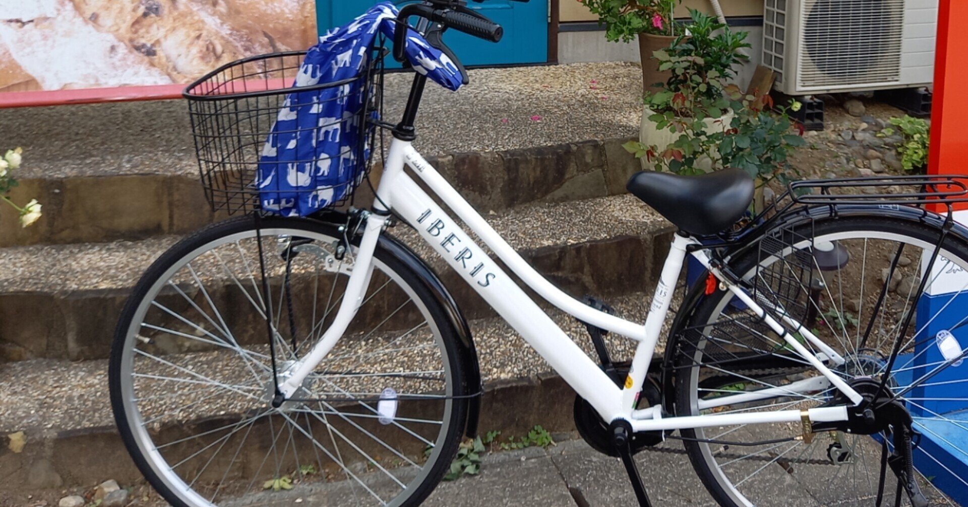 YAMAHA 2st VINOビーノ　希少パーツ付　ダークブルー セル始動　メーターオーバーし速く好調 　バッテリープラグフィルター新品交換 キャブ洗浄他かなりお金かけ多数交換 納車整備点検済み 登録後すぐ乗り出せます。直接引き渡し　配送手配も可　SA10J　５AU　４JP　原付 YAMAHA 2st VINOビーノ 希少パーツ付 ダークブルー セル始動 メーター