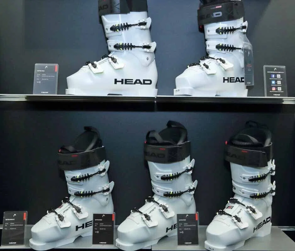 超低価格】スキー用ブーツ HEAD RAPTOR 温う WCR5