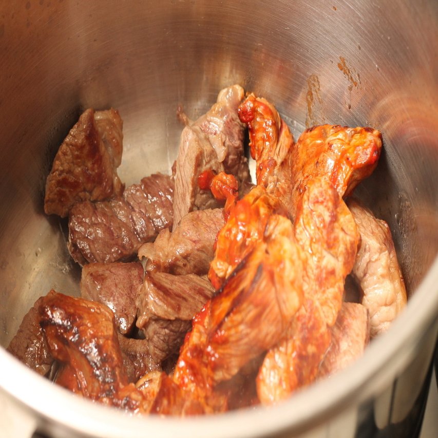 牛肉のブイヨンをつくりながら 肉の加熱温度を理解する 樋口直哉 Travelingfoodlab Note