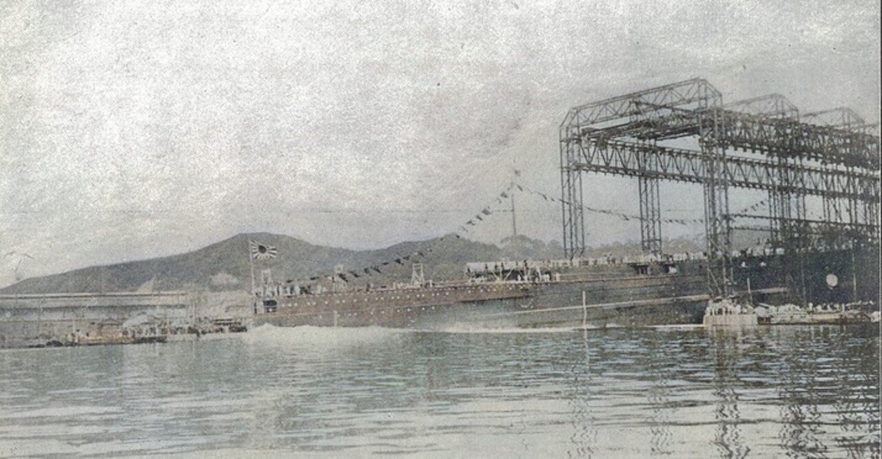 百年ニュース】1920(大正9)5月31日(月)戦艦陸奥の進水式が横須賀 百年ニュース】1920(大正9)5月31日(月)戦艦陸奥の進水式が横須賀