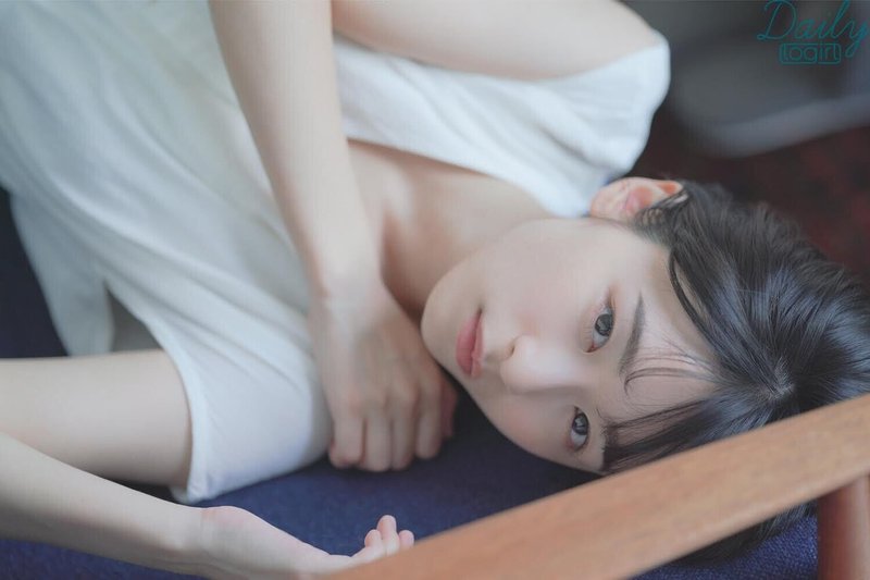 鳴海 唯 Daily Logirl 004 Logirl ロガール Note 鳴海 唯 Daily Logirl 004 Logirl ロガール Note
