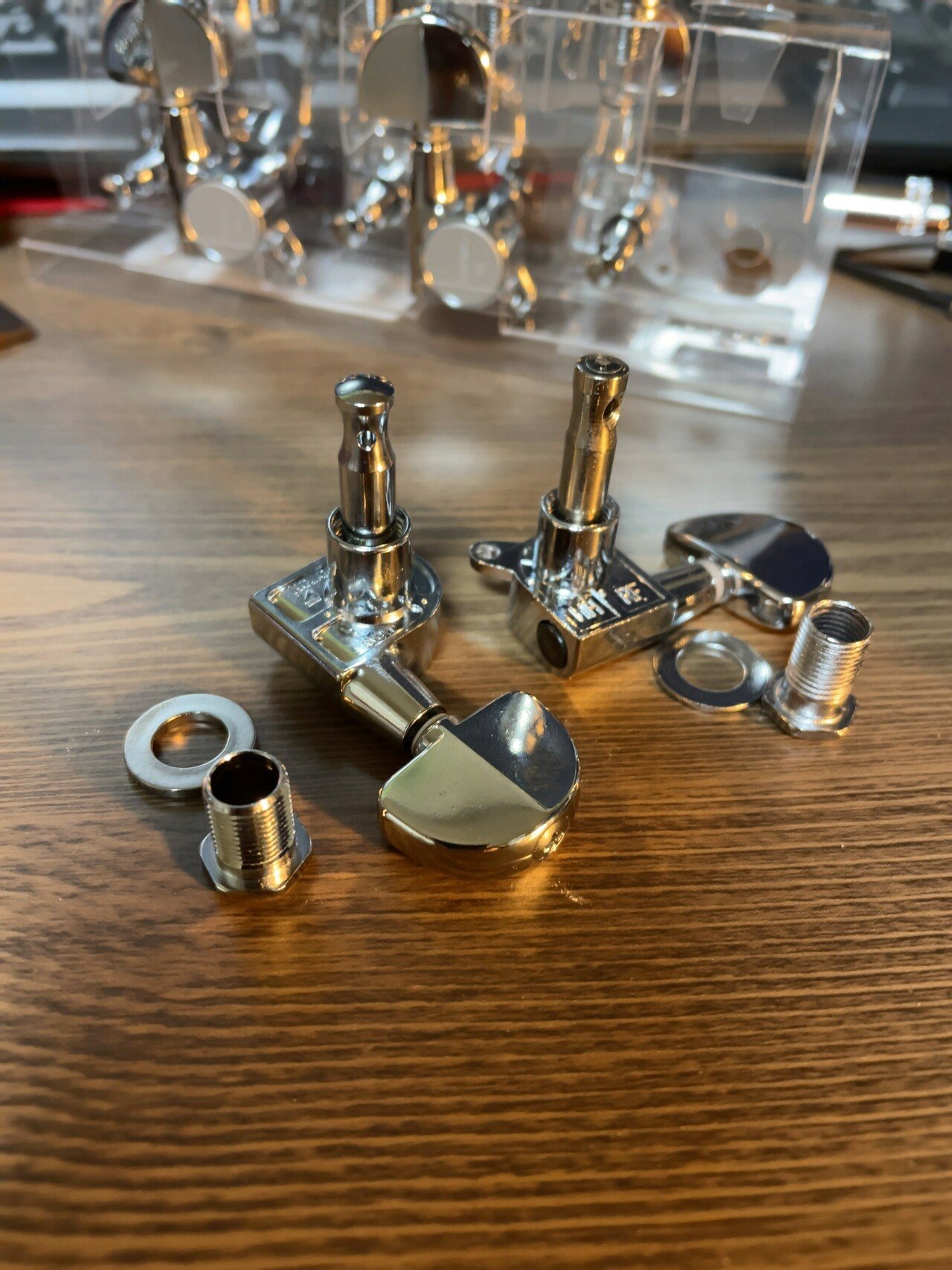 Grote フルアコ ギター ペグ GOTOH 交換 美品 Grote フルアコ ギター ペグ GOTOH 交換 美品