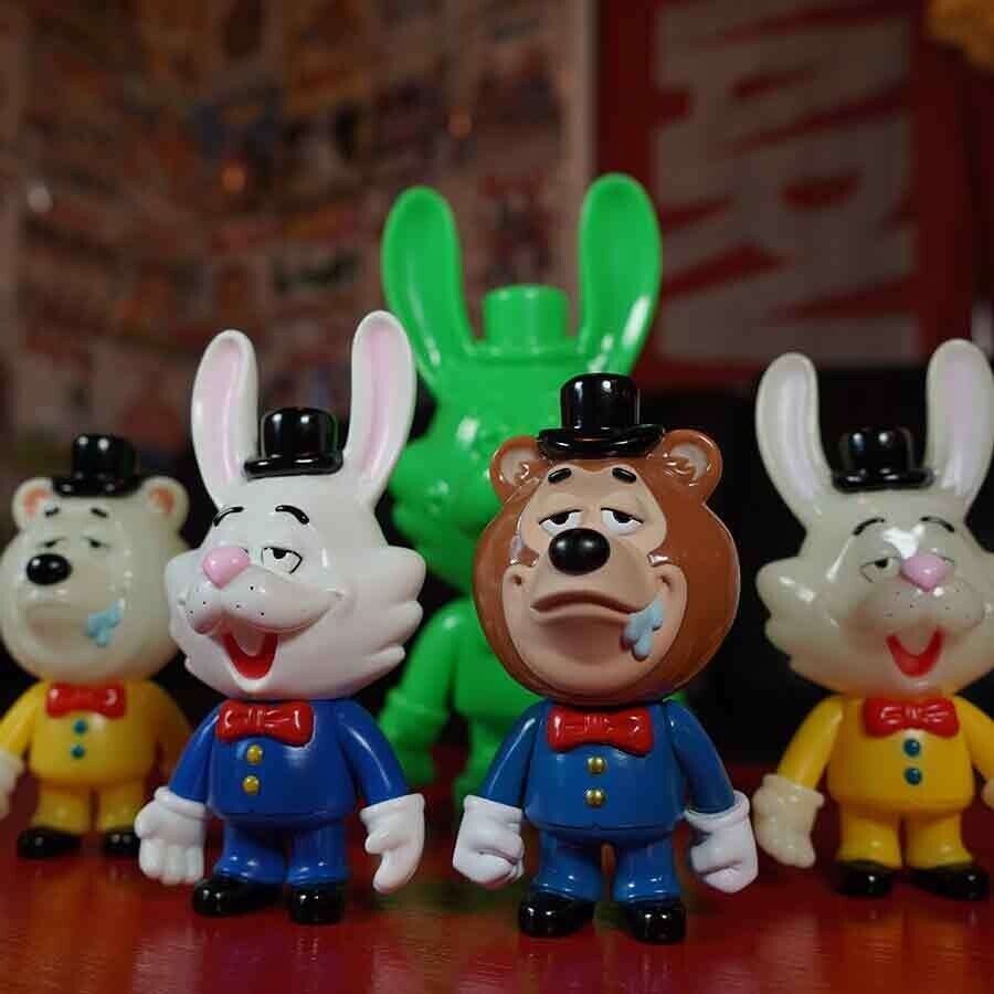 SWINGTOYS BIG SWING BUNNY スイングトイズ ソフビ Amazon.co.jp: SWINGTOYS SWING BUNNY モノクロ ソフビ3点セット