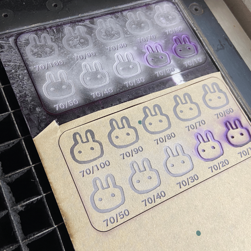 カラーアクリル彫刻の見本だぞ 加工動画あり アネモネスキー チャン キナニンジャ Note