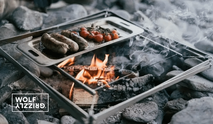 超小型な焚火台 Fire Safe ファン待望のクッキング ツールが登場 Camploggear Note